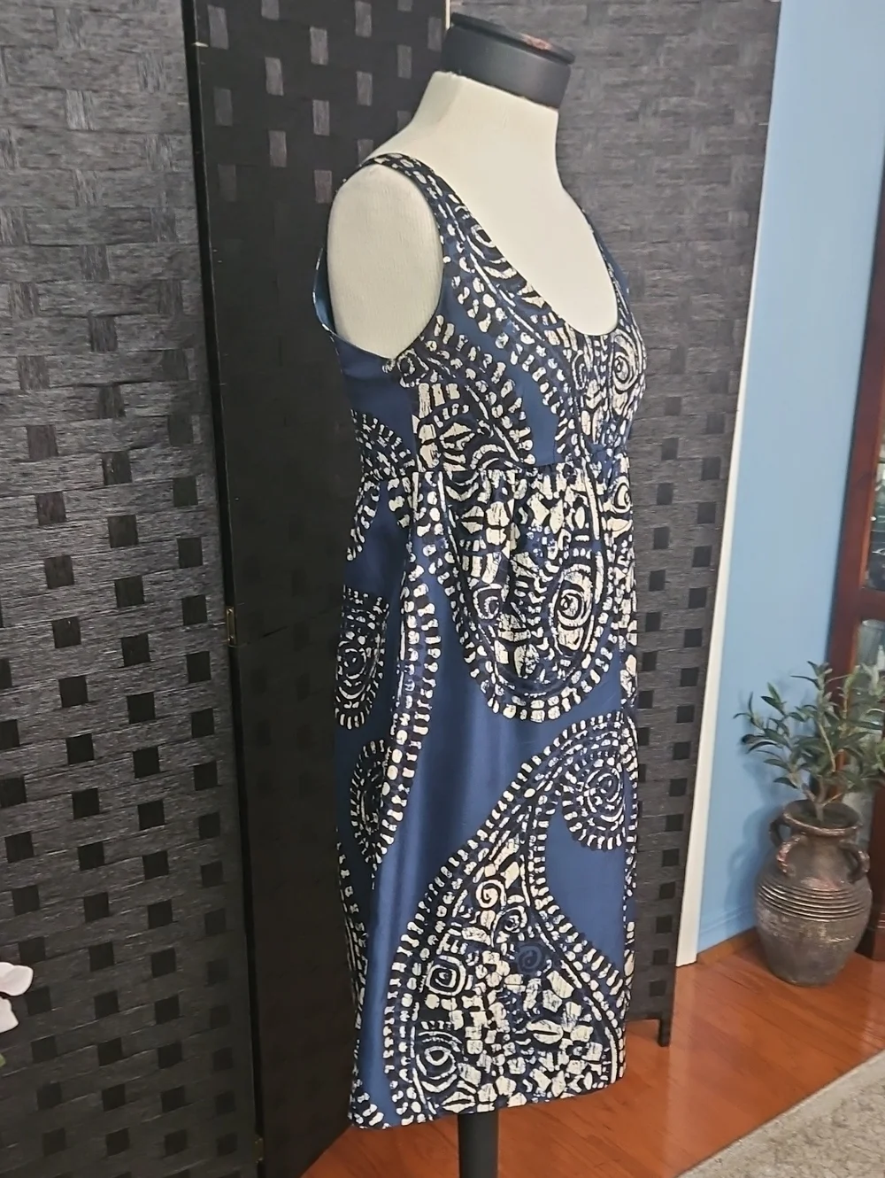 Michael Kors Silk Navy and Cream Sleeveless Midi Dress Size 2